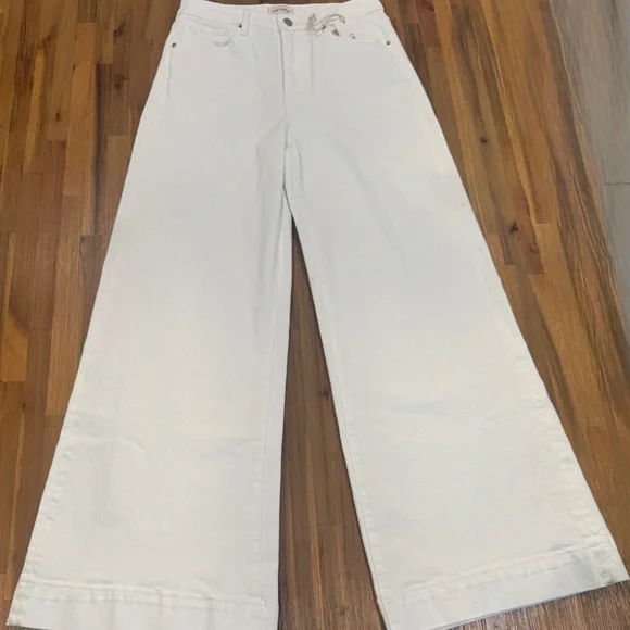 Driftwood Women Martha White Denim Wide Leg Jeans - Picture 2 of 5